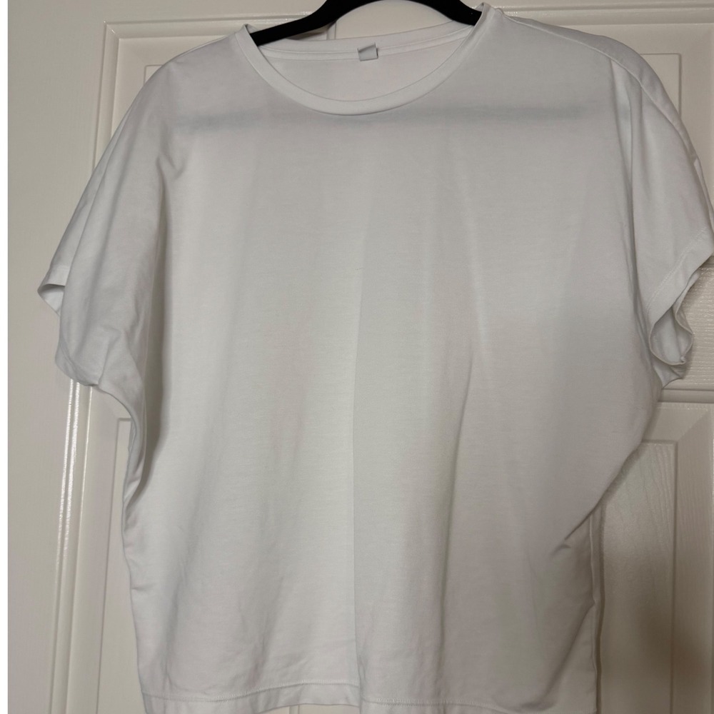 Uniqlo Womens White Short Sleeve Boxy Crew Neck T-Shirt Size S
